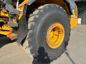 2010-volvo-a40e-1431382-45951523