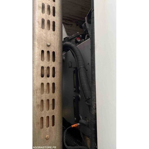 2012 Renault PREMIUM-45964464