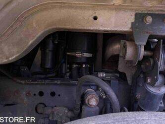 2012-renault-premium-1431434-45964468