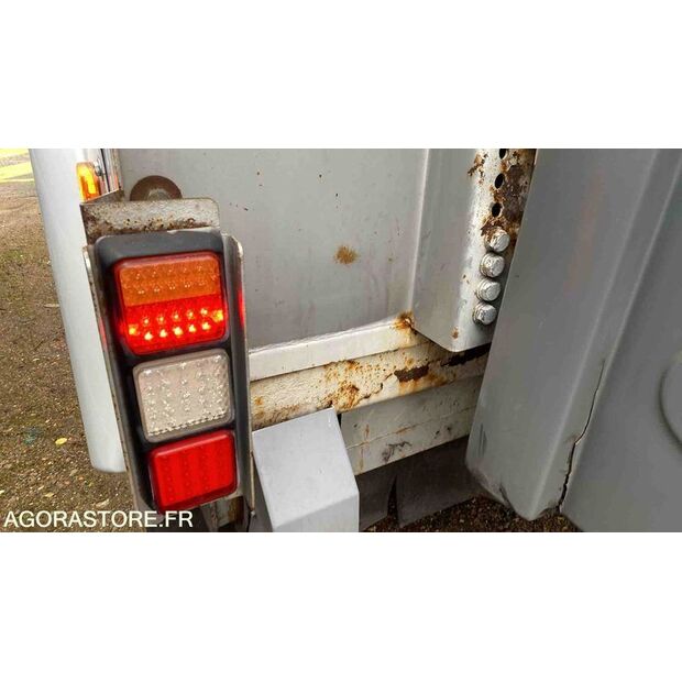 2012 Renault PREMIUM-45964480