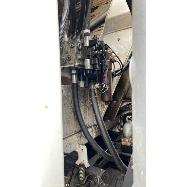 2012 Renault PREMIUM-45964483