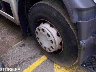 2012-renault-premium-1431434-45964490