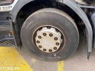 2012-renault-premium-1431434-45964492