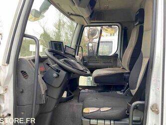 2012-renault-premium-1431434-45964497