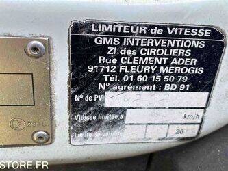 2012-renault-premium-1431434-45964498