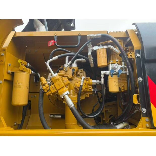 2024 Caterpillar 330D2L-45964569