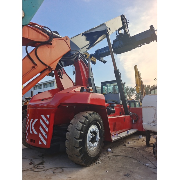 2024 KALMAR DRT450-45964624