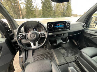 2019-mercedes-benz-sprinter-319cdi-1401493-45965365