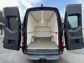 2019-mercedes-benz-sprinter-319cdi-1401493-45965382