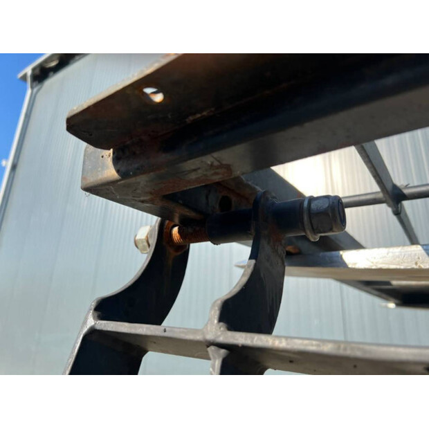 2013 Caterpillar 320D-45966008