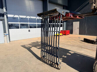 2017-caterpillar-320f-1431521-45966017