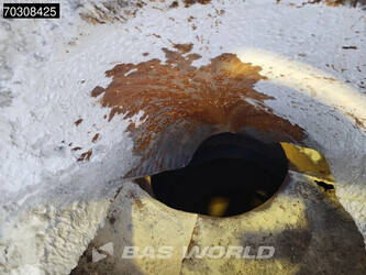 2014-mercedes-benz-arocs-3240-1431568-45966434