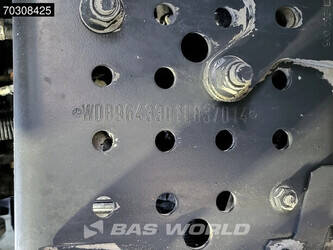 2014-mercedes-benz-arocs-3240-1431568-45966455