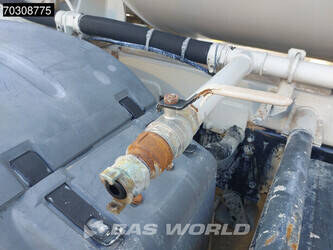 2015-man-tgs-32-400-1431588-45966778