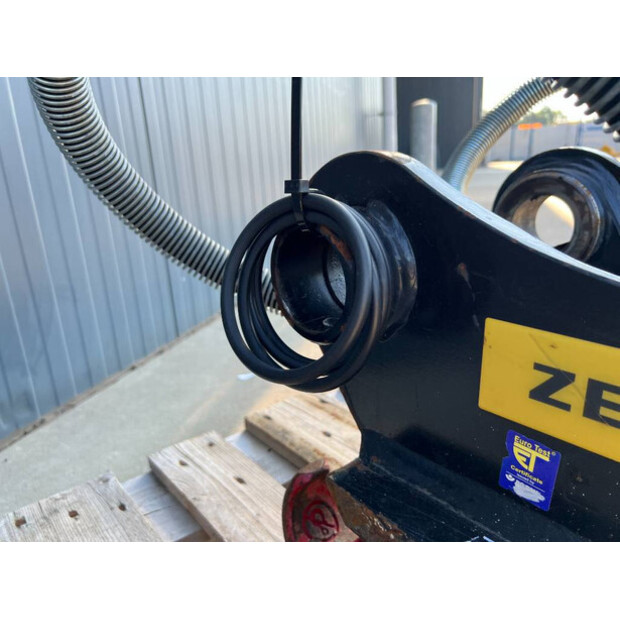 2021 OilQuick OQ65-45967220