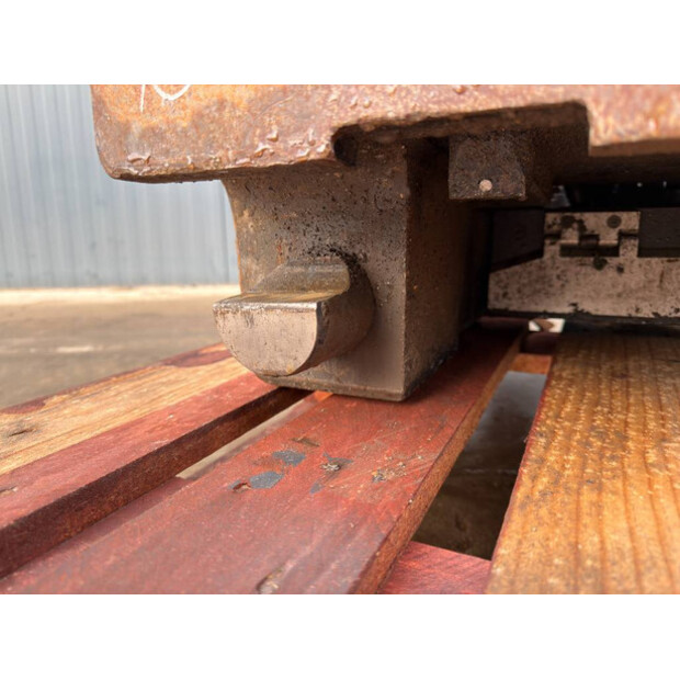 2010 OilQuick OQ80-45967372