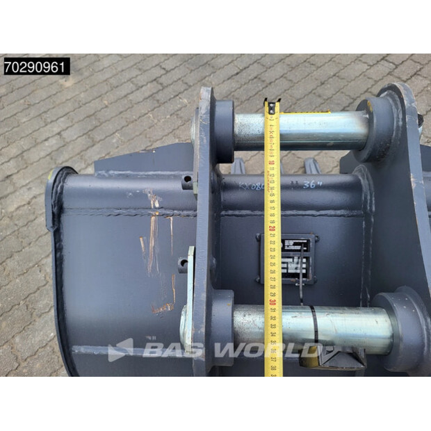 2025 ستريك لاند OTHERS-45968035