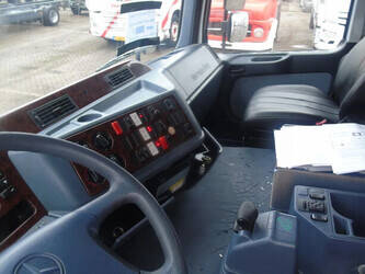 2001-mercedes-benz-actros-4148-45968120
