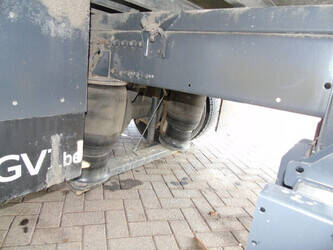 2012-renault-midlum-1431645-45968193