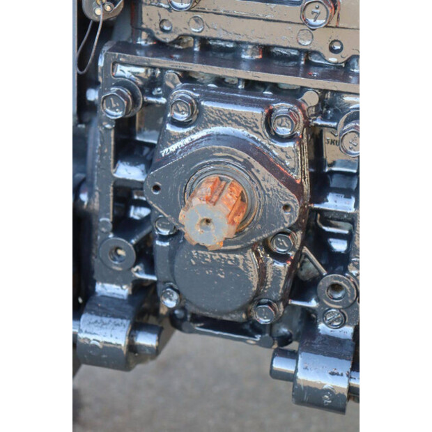 Hinomoto CX18-45968378