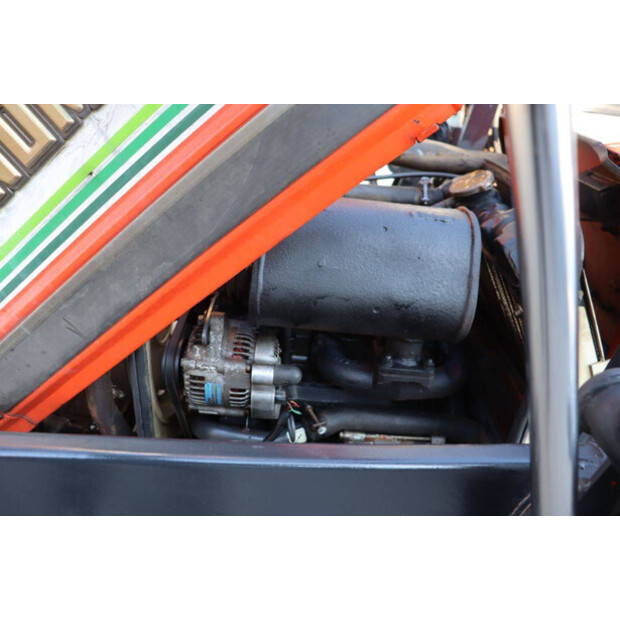 Hinomoto CX18-45968397