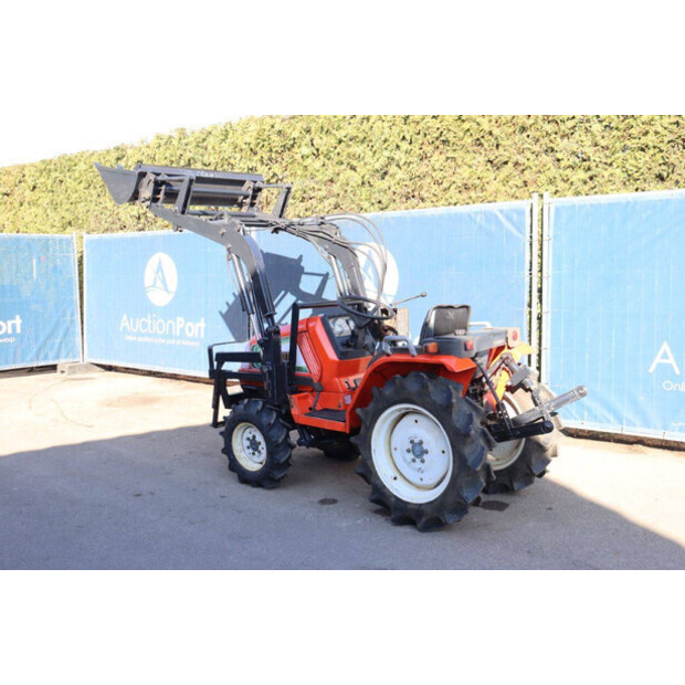 Hinomoto CX18-45968405