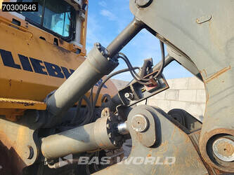 2010-liebherr-pr-764-45968417