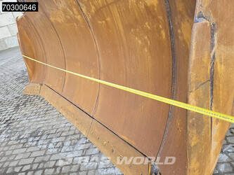 2010-liebherr-pr-764-45968500