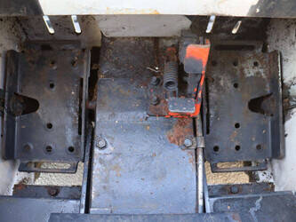 bobcat-463-1431651-45968582