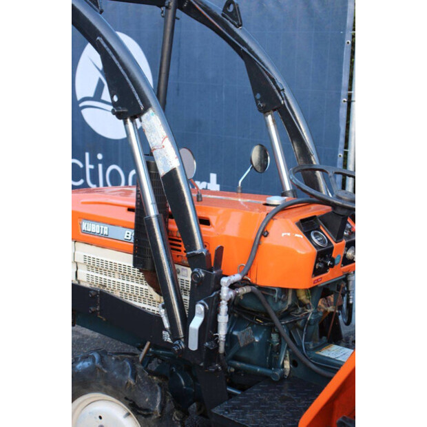 KUBOTA B1500DT-45969309