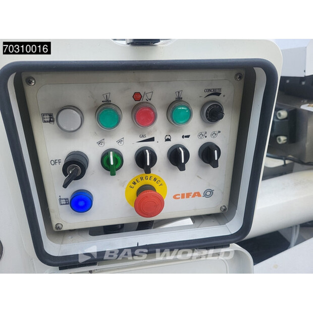 2025 مرسيدس بنز Arocs 3746-45969676