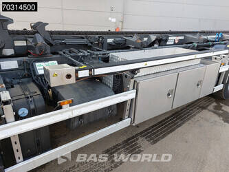 2017-daf-cf-440-1431688-45969796