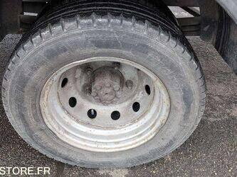 2008-renault-maxity-1431829-45983328