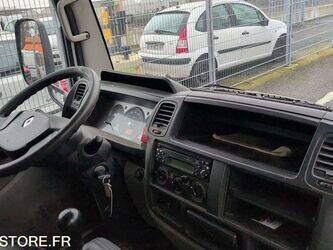 2008-renault-maxity-1431829-45983329