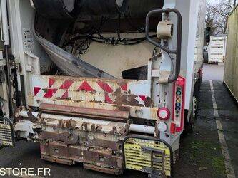 2012-mercedes-benz-2633-1431834-45983374