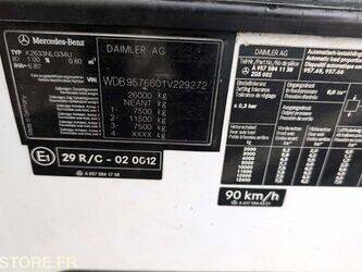 2012-mercedes-benz-2633-1431834-45983382