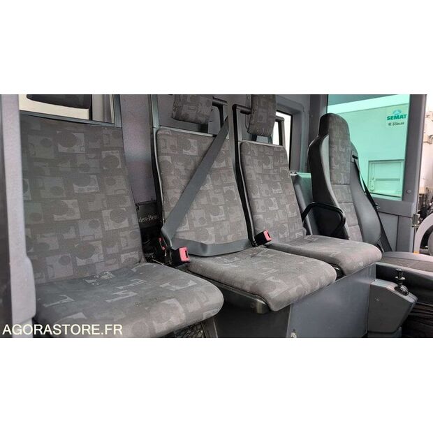 2012 مرسيدس بنز 2633-45983383