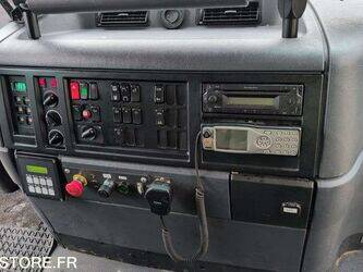 2012-mercedes-benz-2633-1431834-45983387