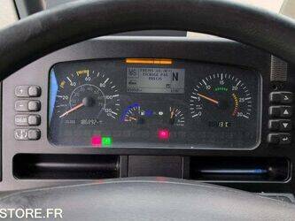 2012-mercedes-benz-2633-1431834-45983389