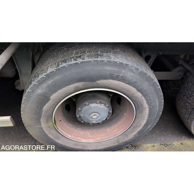 2012 مرسيدس بنز 2633-45983390