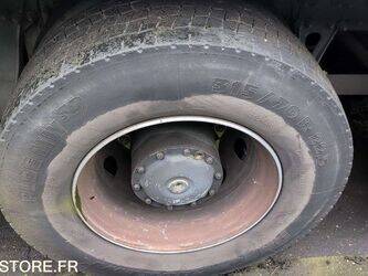 2012-mercedes-benz-2633-1431834-45983390