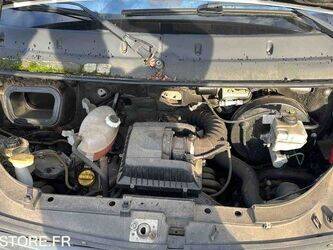 2009-renault-master-1431843-45983453