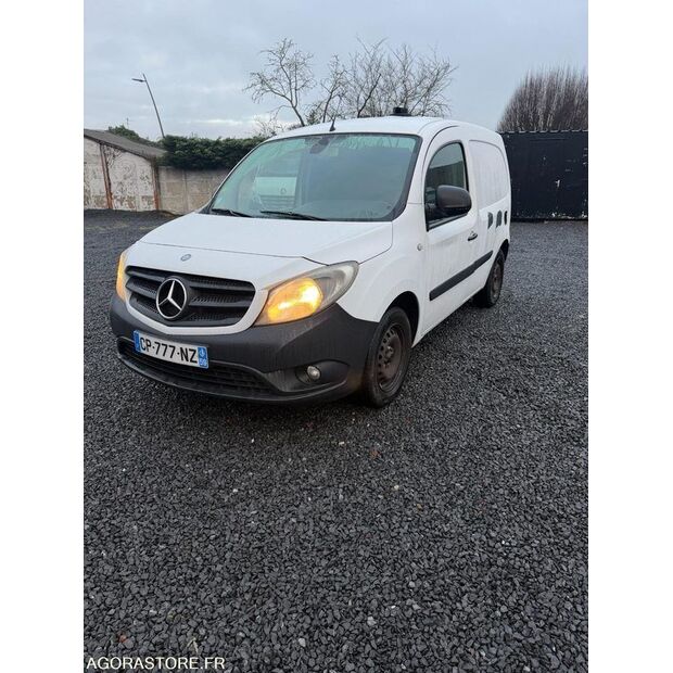 2013 Mercedes-Benz CITAN-45983479