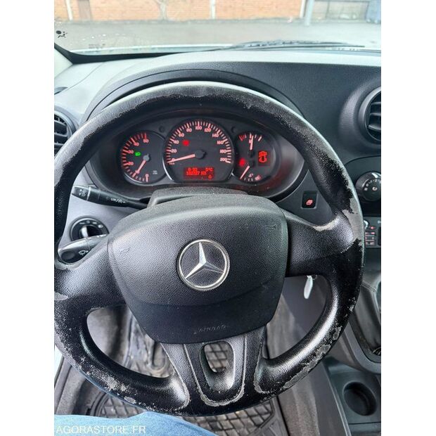 2013 Mercedes-Benz CITAN-45983486