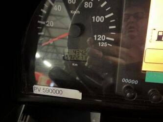 2011-heuliezbus-gx327-1431848-45983492