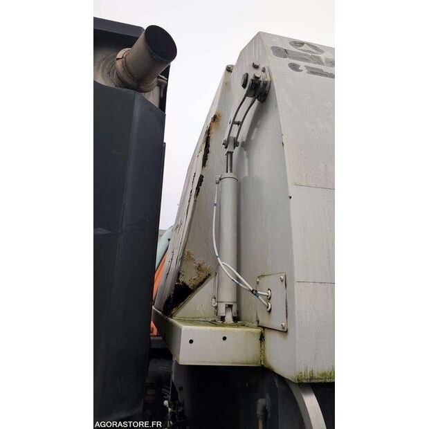 2013 رينو Midlum-45983617