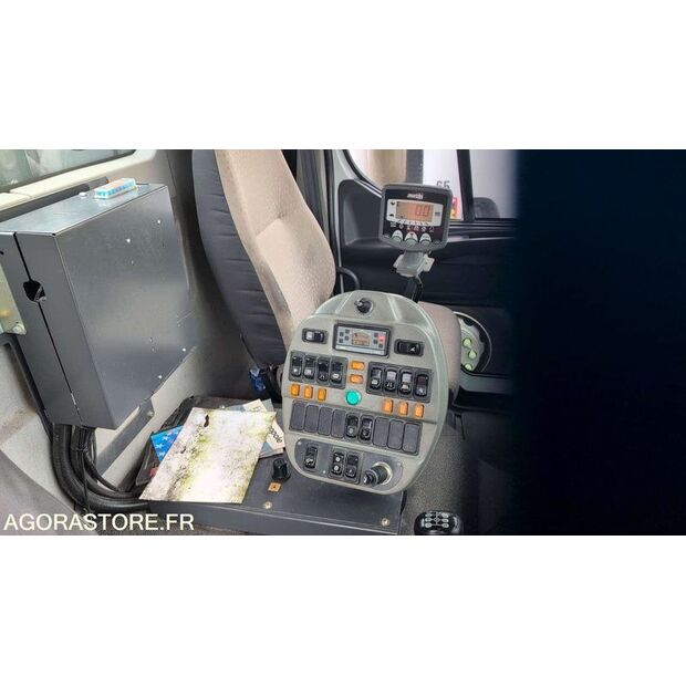 2013 رينو Midlum-45983630