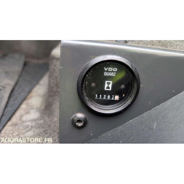 2013 رينو Midlum-45983632