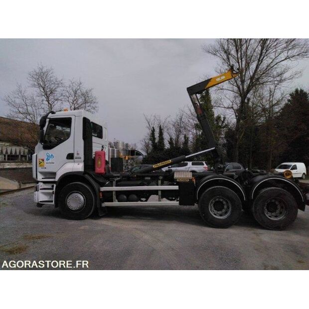 2013 Renault PREMIUM-45983675