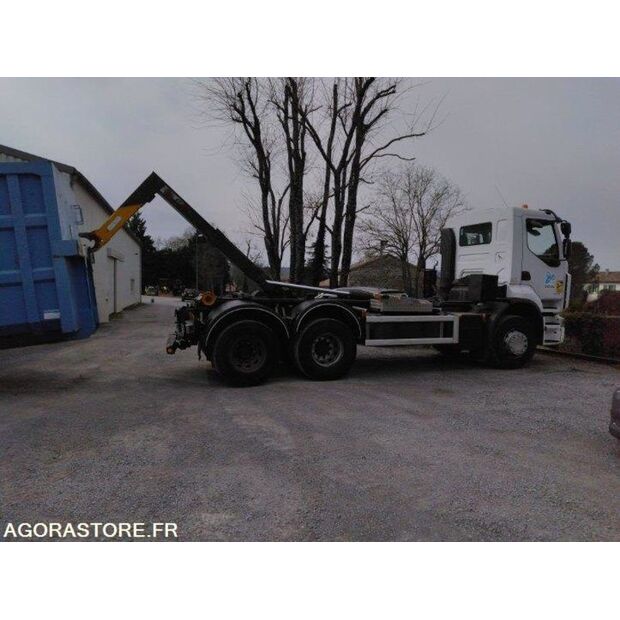 2013 Renault PREMIUM-45983677